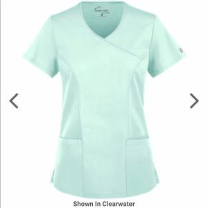 Women’s scrub set